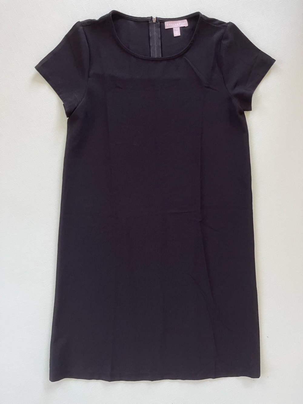 Black Crepe Short Sleeve Shift Dress